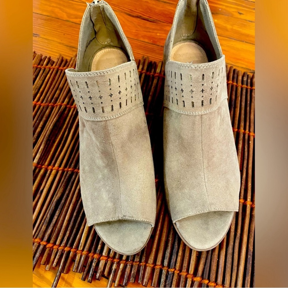 Xappeal Ankle boots with peep toe